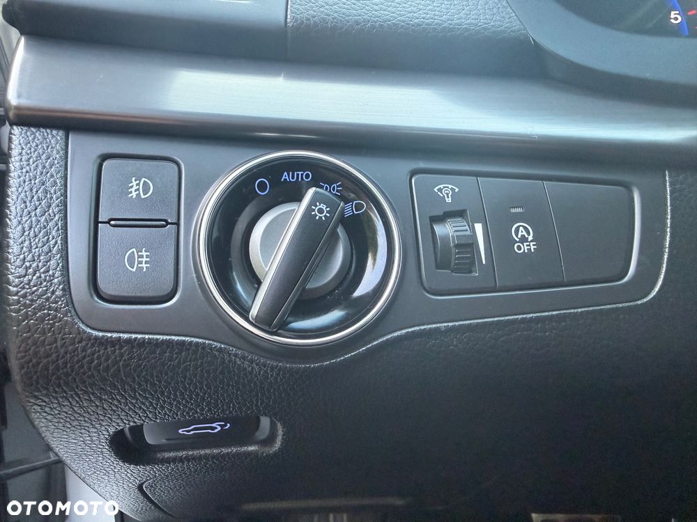 Hyundai i40 Kombi blue 1.7 CRDi DCT Premium - 35