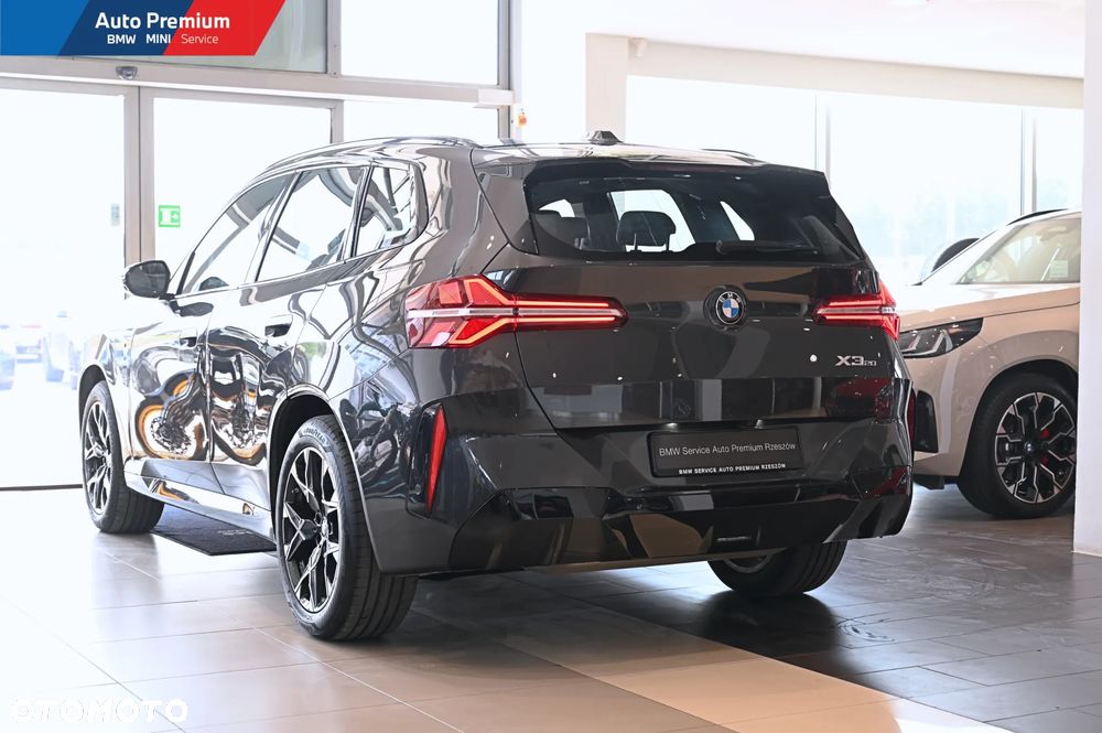BMW X3 xDrive20 mHEV - 23