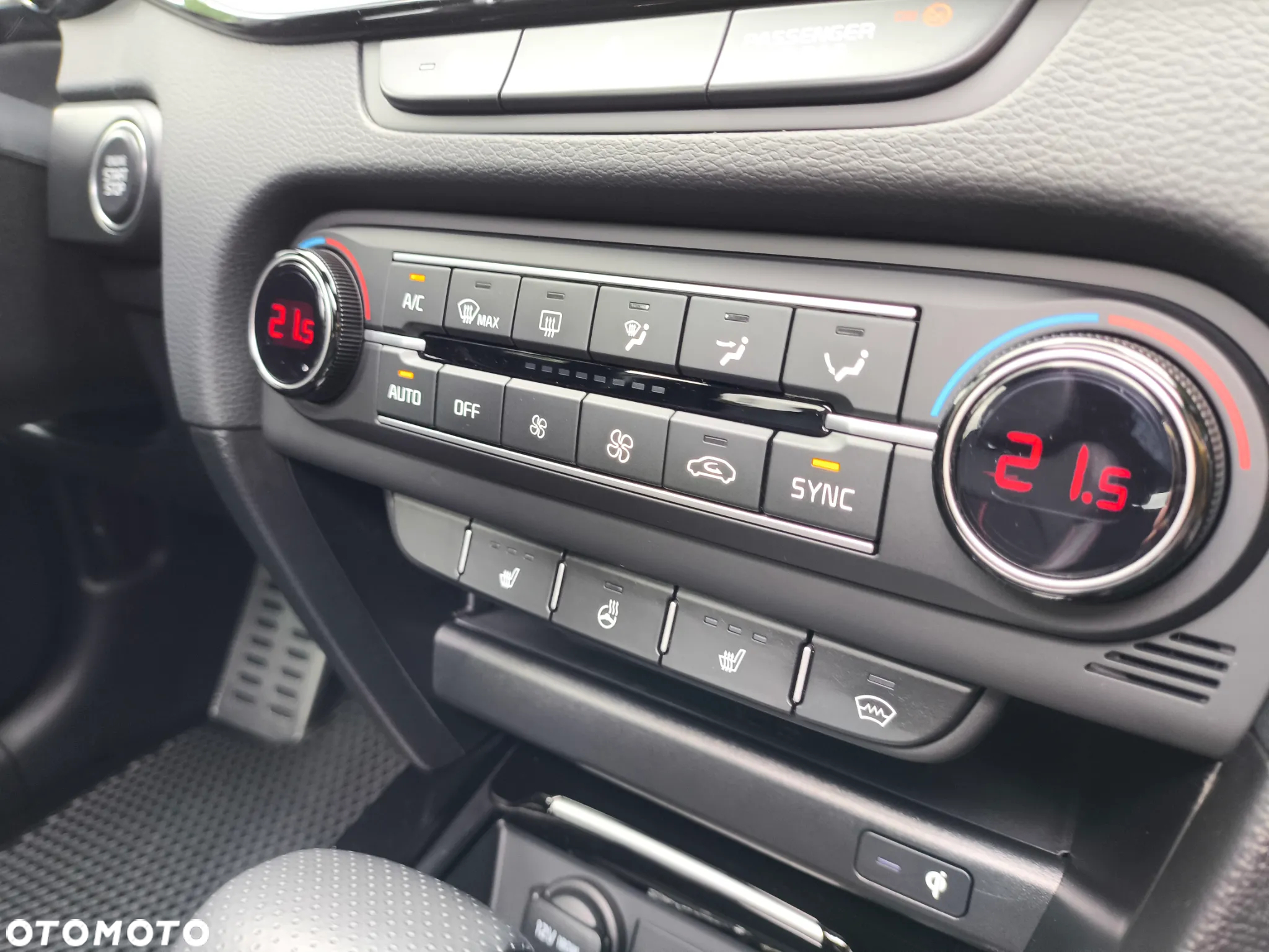 Kia ProCeed 1.6 T-GDI GT DCT - 21