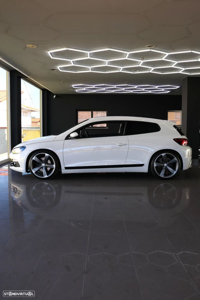 VW Scirocco 2.0 TSI Sport DSG - 7