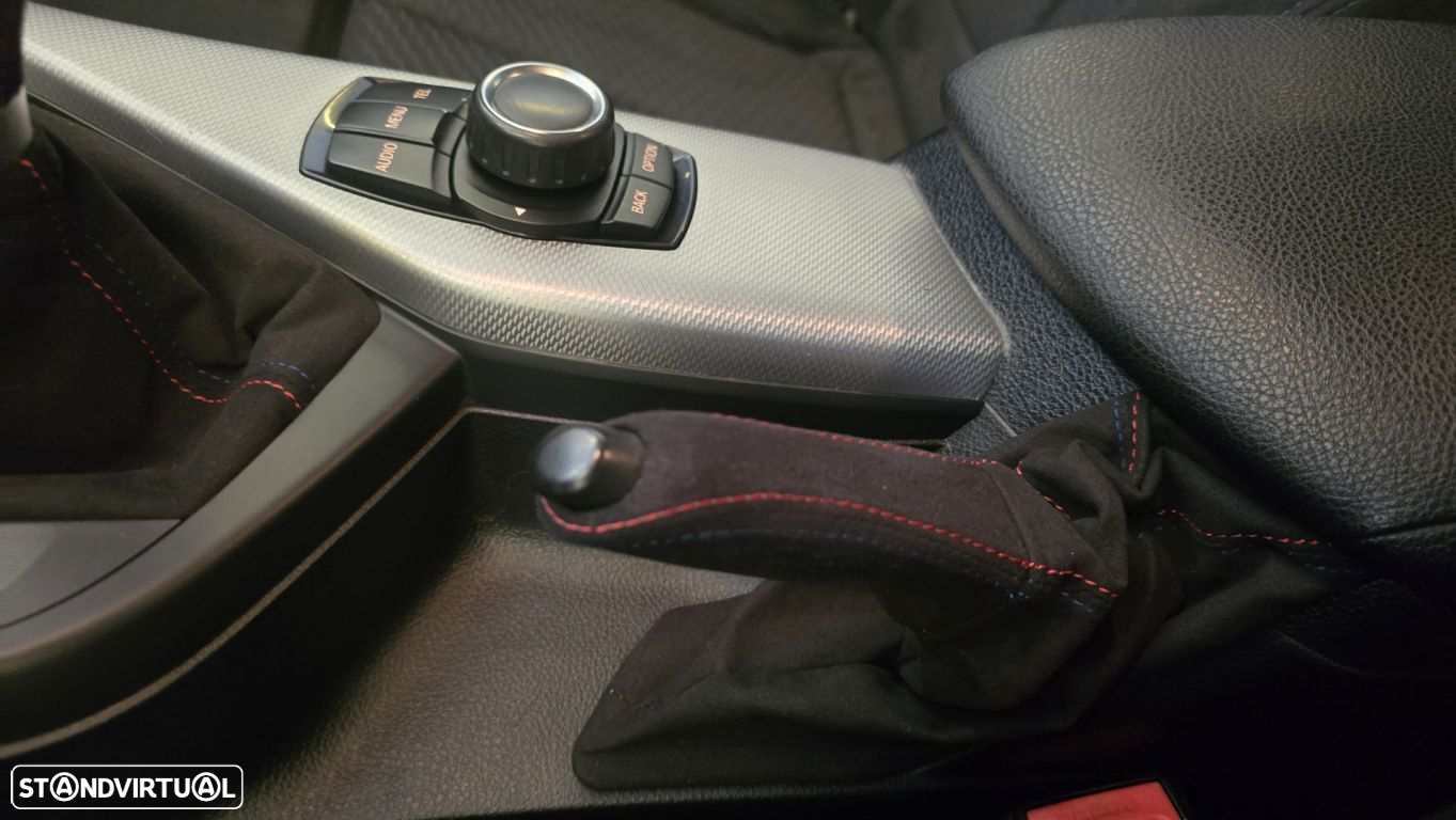 BMW 118 d Pack M - 45