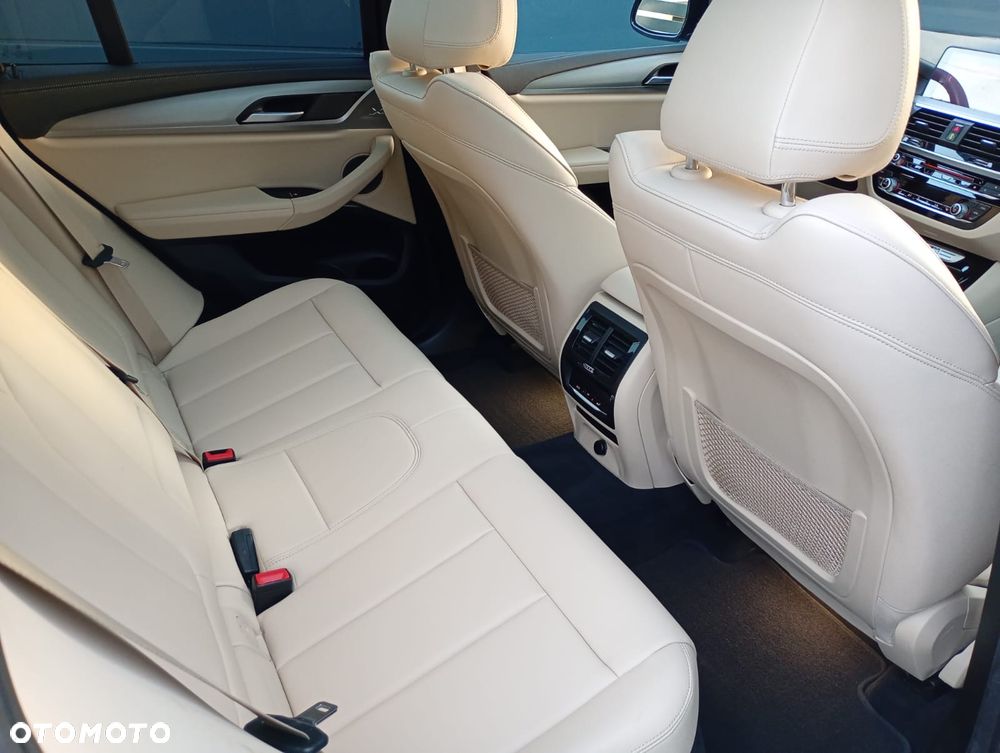 BMW X3 M M40i - 17