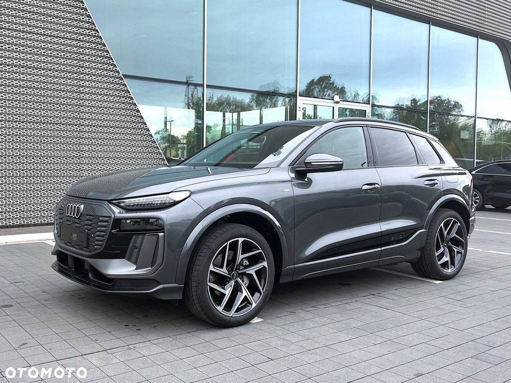 Audi Q6 e-tron - 8