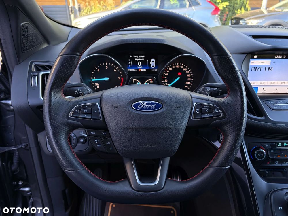 Ford Kuga 2.0 TDCi FWD ST-Line - 22