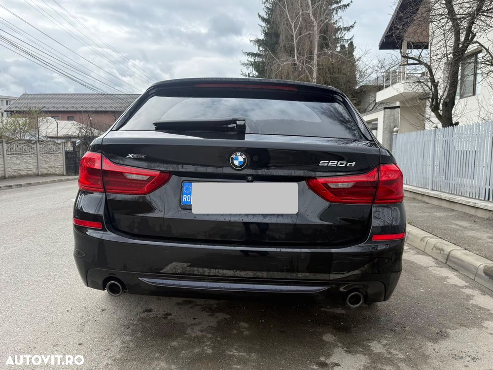 BMW Seria 5 520d xDrive AT - 2