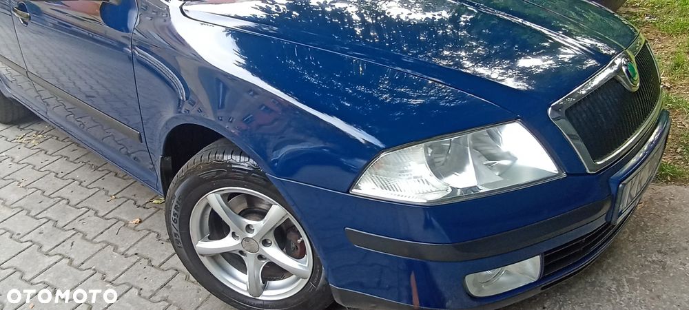 Skoda Octavia 1.6 Tour - 11