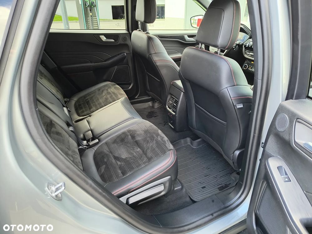 Ford Kuga - 15
