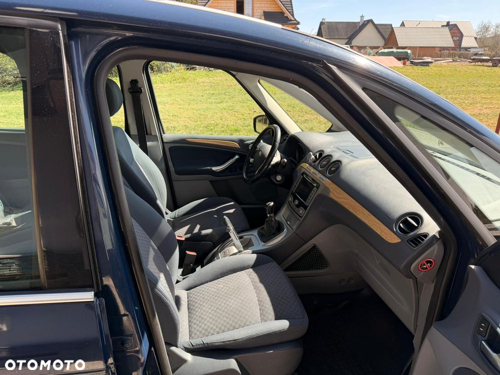 Ford Galaxy 2.0 Ghia - 7