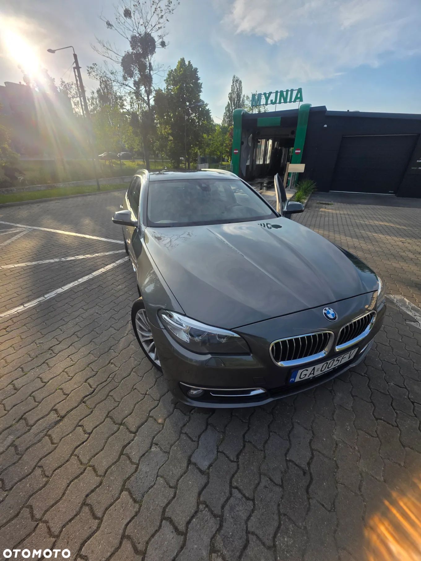 BMW Seria 5 520d Luxury Line - 1