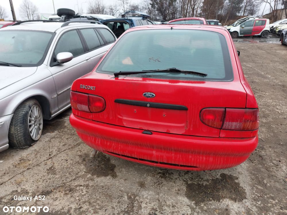 Maska FORD ESCORT 96R. zderzaki,drzwi,lampy,klapa.... - 3