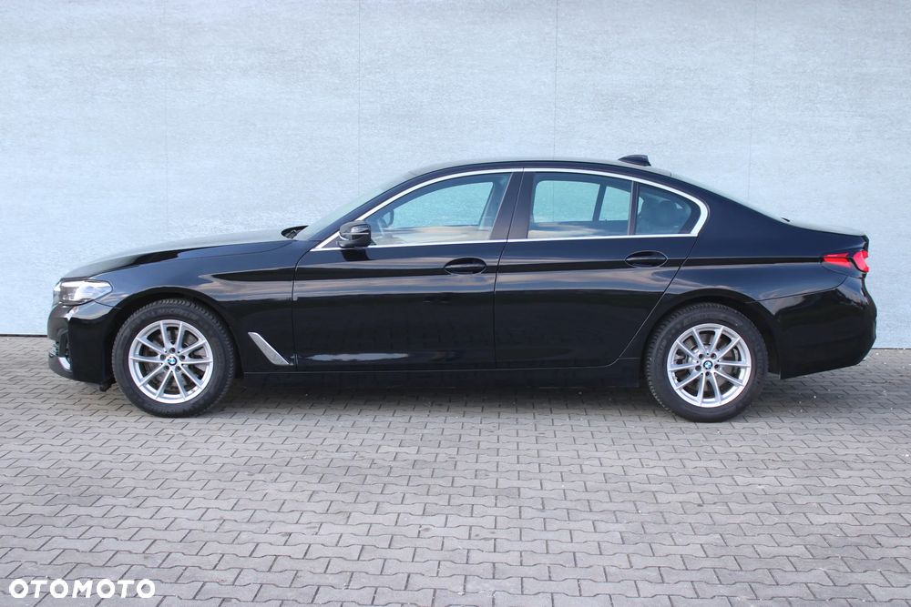 BMW Seria 5 520d xDrive Business Edition sport - 10