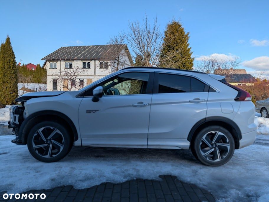 Mitsubishi Eclipse Cross - 10