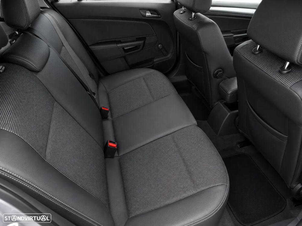 Opel Astra - 16