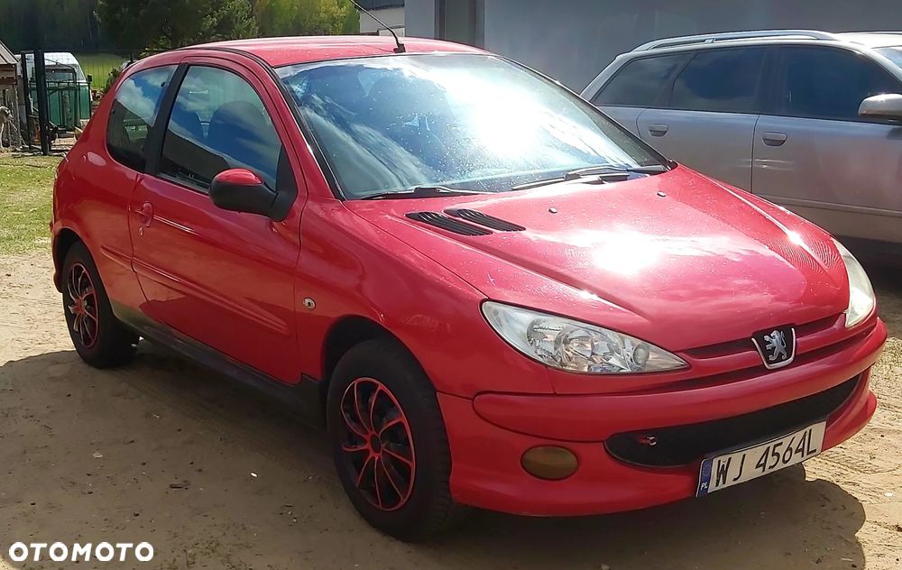 Peugeot 206 - 1