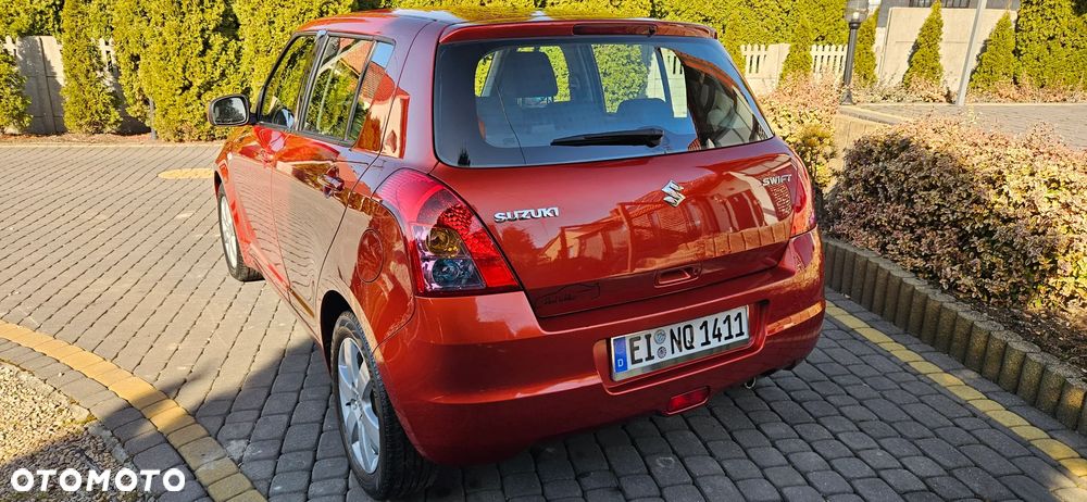 Suzuki Swift 1.3 Limited 25 - 26