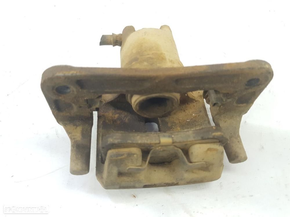 PINÇA TRAVÃO TRASEIRA DIREITA MITSUBISHI PAJERO III 2001 - 2