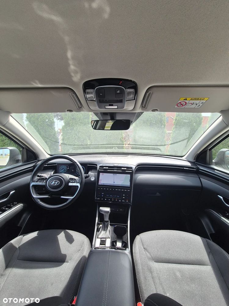 Hyundai Tucson ver-1-6-t--gdi-style-4wd-dct - 9