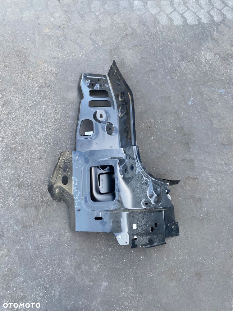 DACIA BIGSTER NOWA ! WNĘKA POSZYCIE WEWNĘTRZNE BŁOTNIKA TYLNEGO LEWEGO LEWY TYŁ  NAROŻNIK PASA TYLNEGO POD LAMPĘ TYLNĄ 766237215R  791C31123R  791613015R Wwa - 2