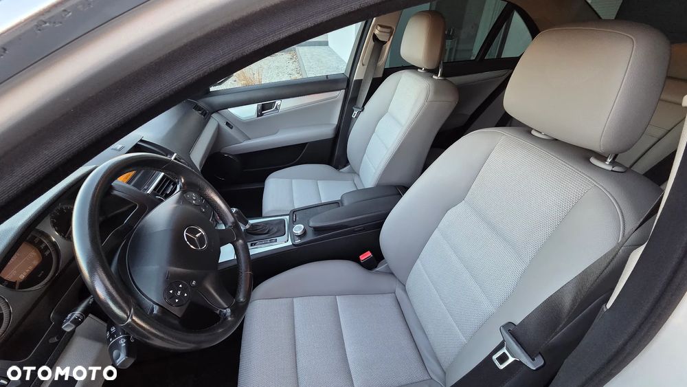 Mercedes-Benz Klasa C - 30