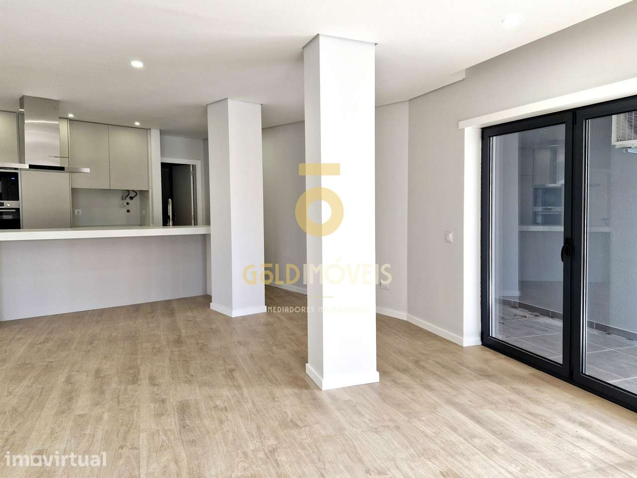 Apartamento T2+1 Venda em Oliveira de Azeméis, Santiago de Riba-Ul, Ul - Grande imagem: 5/29