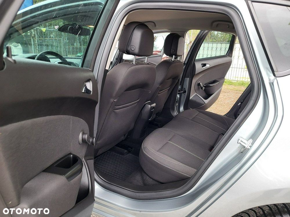 Opel Astra - 15