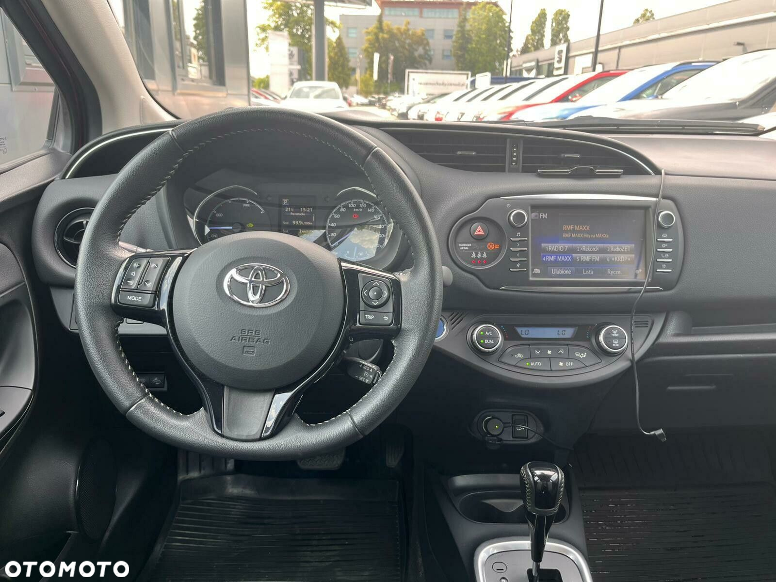 Toyota Yaris - 13