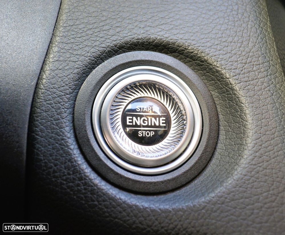 Mercedes-Benz C 300 AMG Line - 43