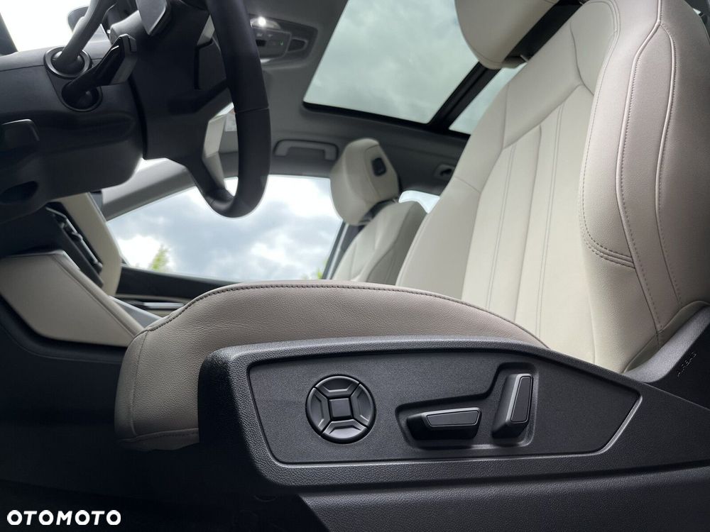 Audi Q5 Sportback - 30
