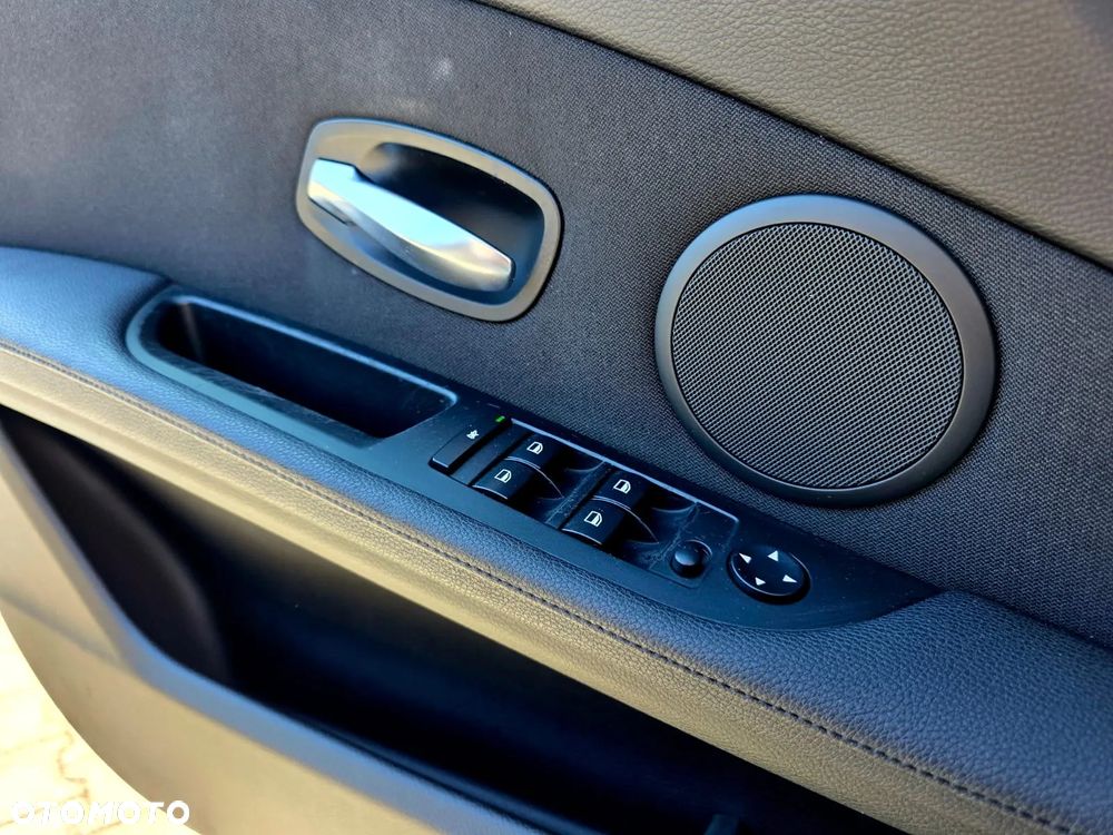 BMW Seria 5 520d - 13
