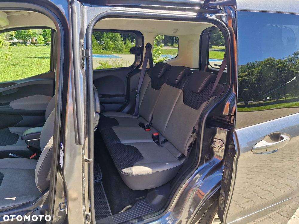 Ford Tourneo Courier 1.0 EcoBoost S&S Trend - 6