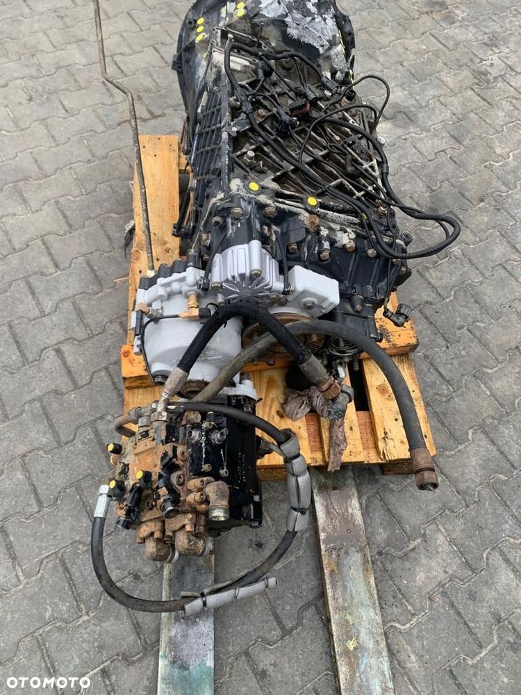 SKRZYNIA BIEGÓW HYDRO DRIVE MAN ZF 16 S 2523 TO - 7