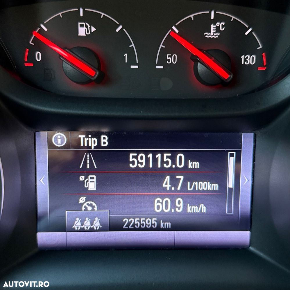 Opel Astra 1.6 BiTrb D (CDTI) Start/Stop Sports Tourer Innovation - 22