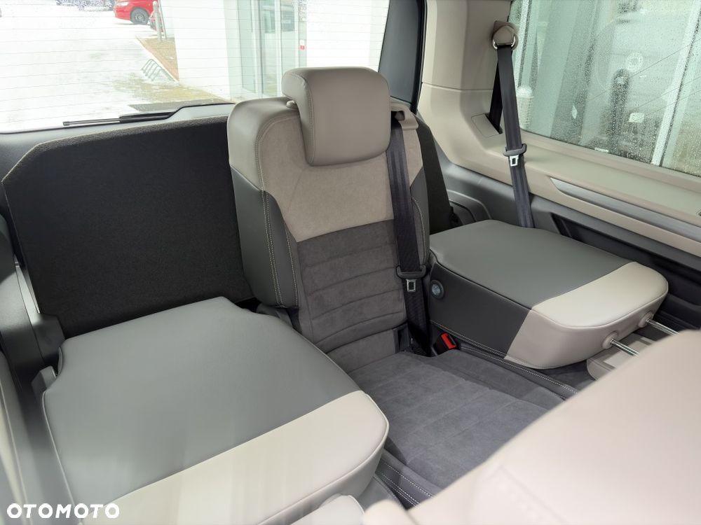 Volkswagen Multivan 2.0 TDI L2 Life DSG - 9
