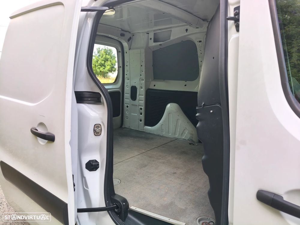Citroën Berlingo L2 (Longa) - 1.6 HDI - 3lugares - 8