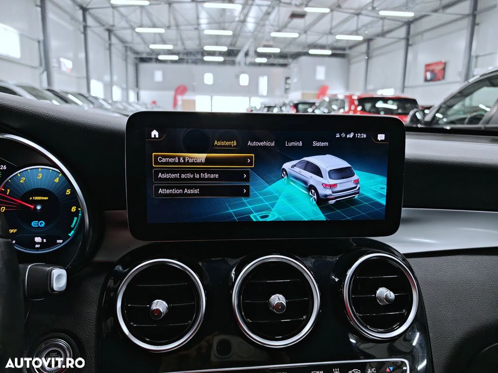 Mercedes-Benz GLC 300 de 4Matic 9G-TRONIC - 17