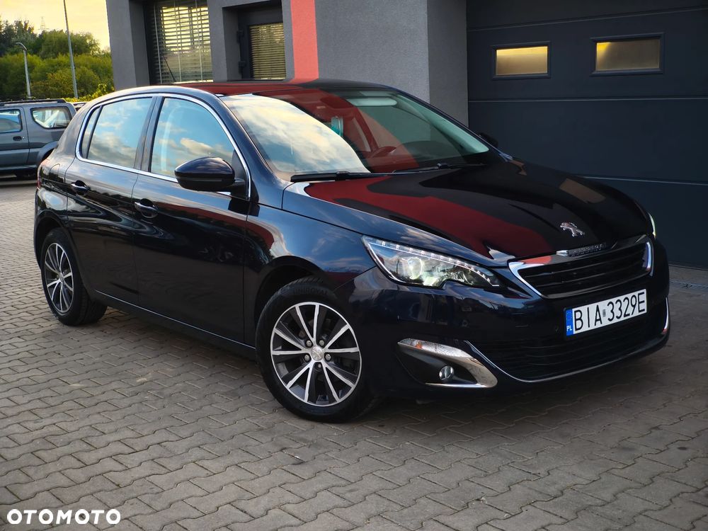 Peugeot 308 1.2 PureTech Allure S&S - 4