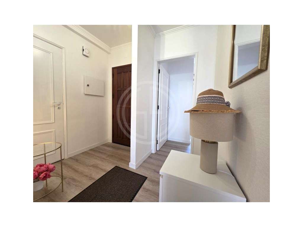Apartamento T1 renovado em condomínio com piscina em Vilamoura - Grande imagem: 5/18