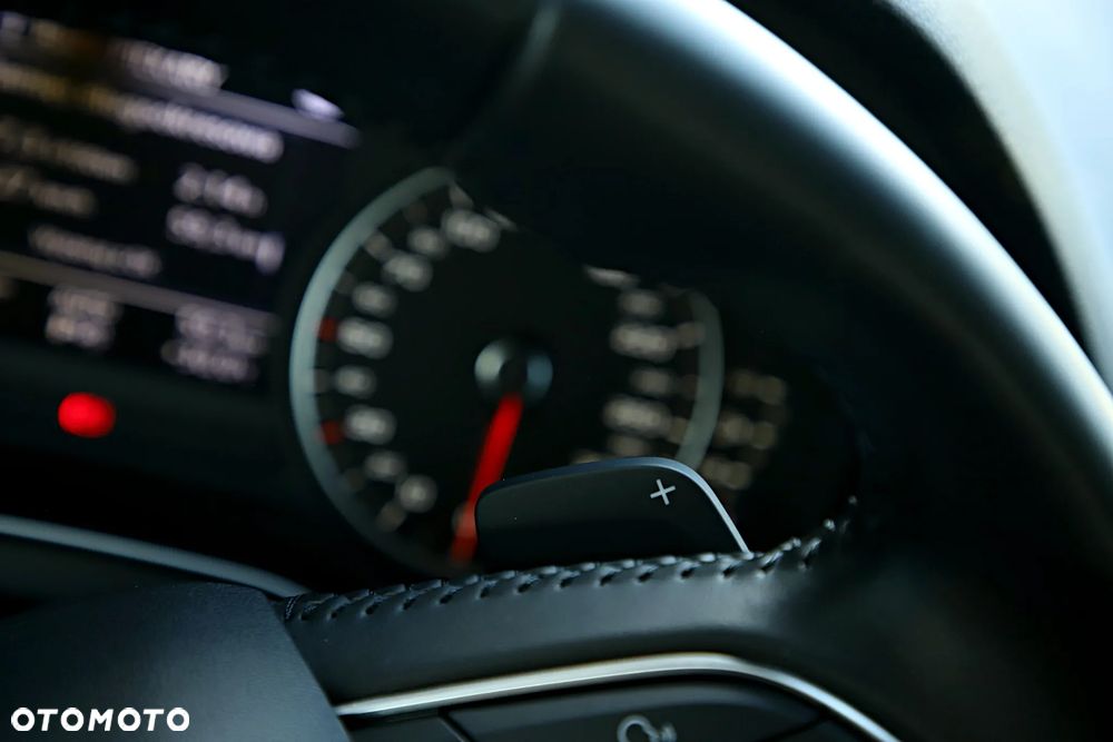 Audi Q5 35 TDI mHEV Advanced S tronic - 36