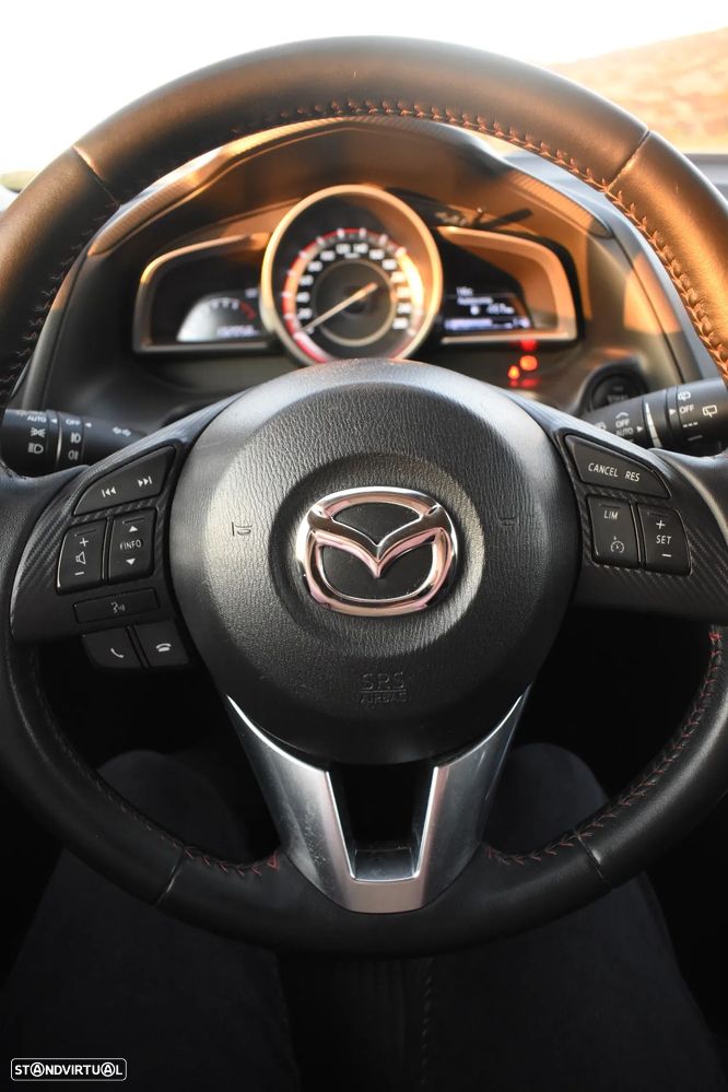 Mazda 3 Hatchback 1.5 Sky-G Evolve Navi - 18