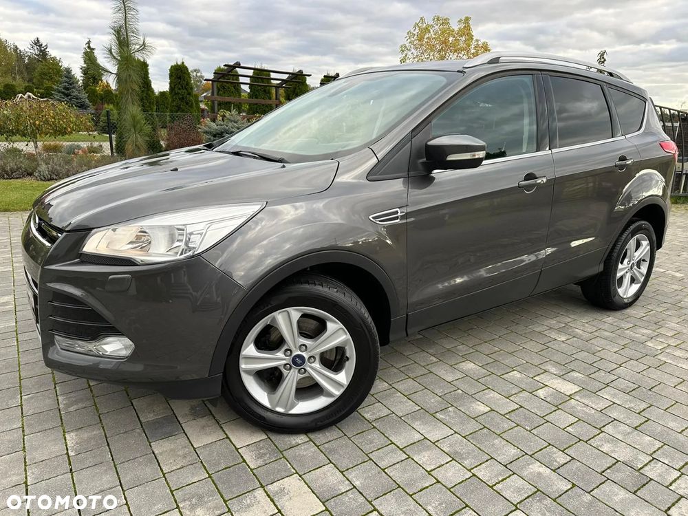Ford Kuga 2.0 TDCi 2x4 Titanium - 9