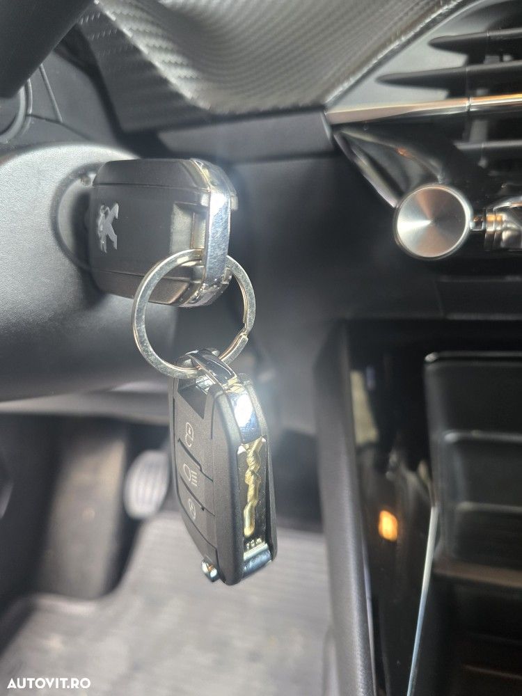 Peugeot 2008 1.5 BlueHDI FAP Active - 33