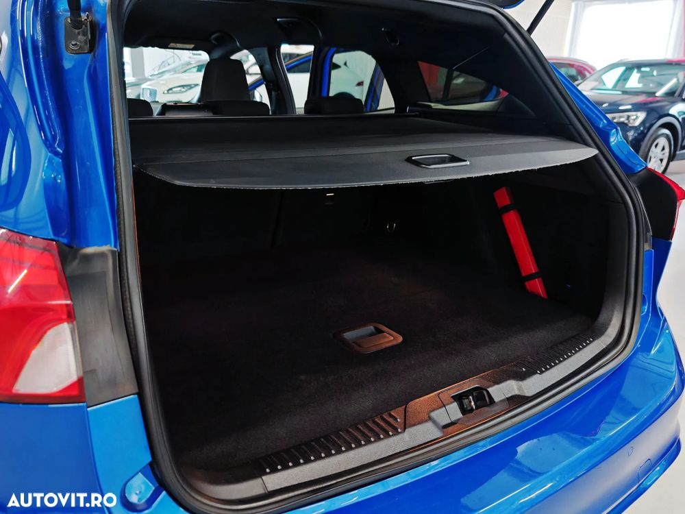 Ford Focus Turnier 1.5 EcoBlue Start-Stopp-System Aut. ST-LINE - 31