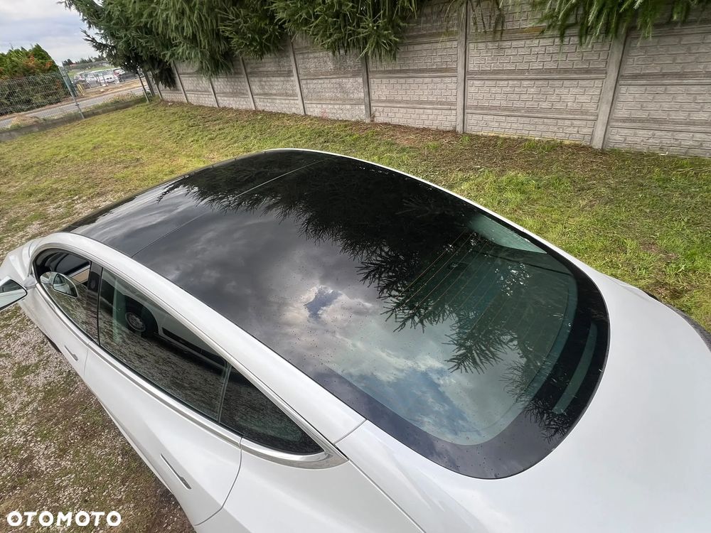 Tesla Model 3 Performance AWD - 33