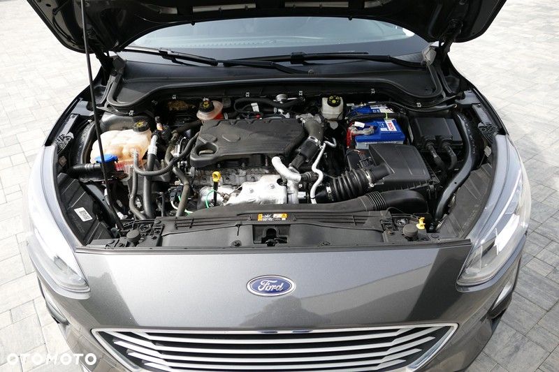 Ford Focus - 32