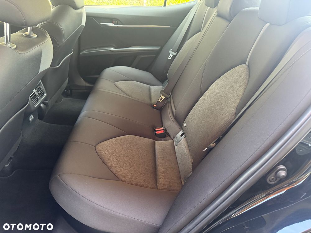 Toyota Camry 2.5 Hybrid Comfort CVT - 14