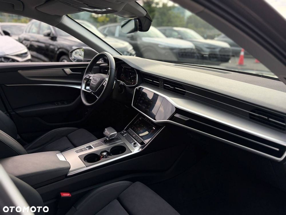 Audi A6 Avant 45 TFSI mHEV Sport S tronic - 24