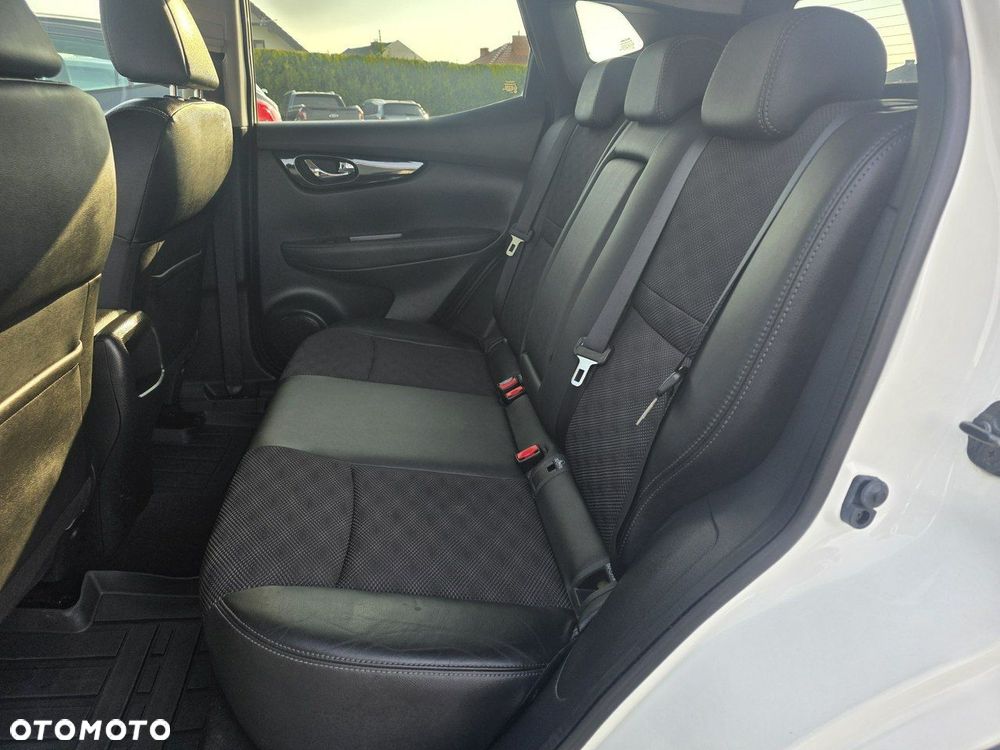 Nissan Qashqai 1.2 DIG-T Tekna+ - 25