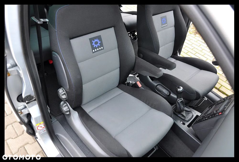 Volkswagen Sharan 2.8 V6 Special - 25