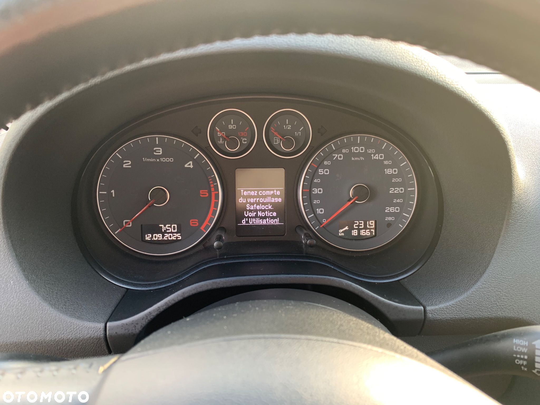 Audi A3 Sportback 1.6 TDI Ambiente - 14