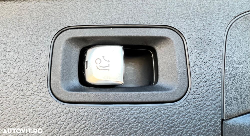 Mercedes-Benz GLC - 14